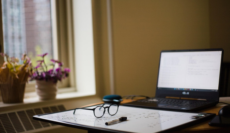 Studentské bydlení v Hradci Králové: Cena roste, ale sdílené bydlení zůstává výhodné