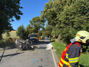 Tragická nehoda u Heřmanovic. Na místě zemřel mladý spolujezdec
