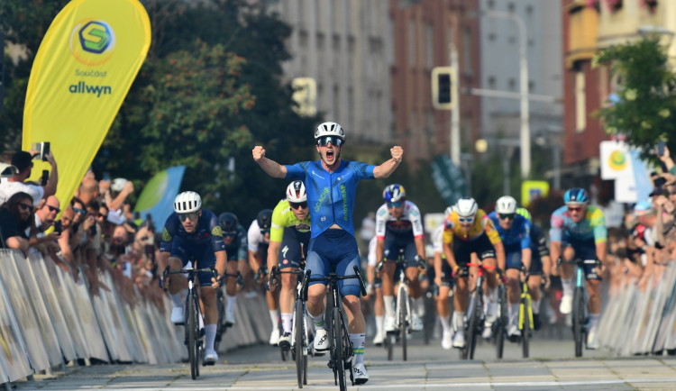 Třetí etapu Czech Tour vyhrál ve spurtu v Ostravě australský cyklista Walsh