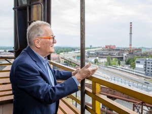 Na schodišti slávy v Ostravě přibyla hvězda hudebního skladatele Petra Kotíka