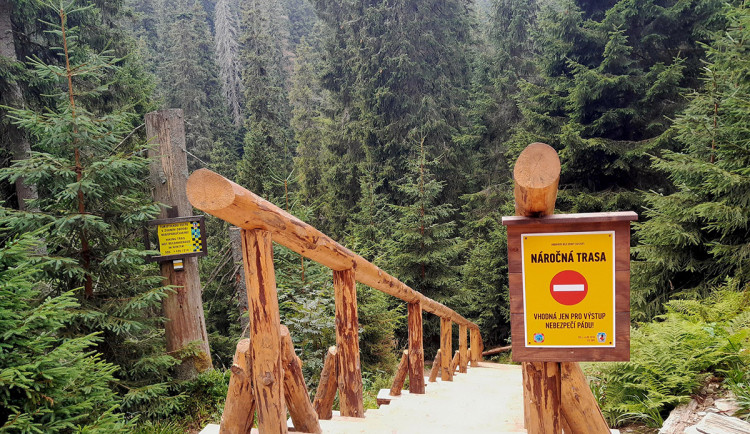 Jednosměrně na Bílé Opavě. Správa CHKO zdůrazňuje doporučení pro atraktivní stezku kolem vodopádů