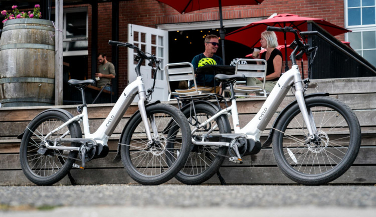 Po městě se příští rok rozjedou sdílená elektrokola, bude jich 300