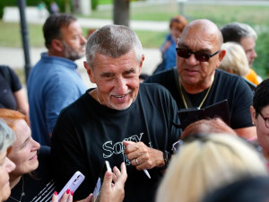 Babiš v Ostravě: Odpustil důchodci, zkritizoval Fialu a dodal volební program