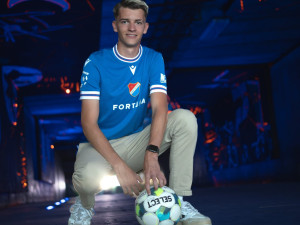 Baník získal devatenáctiletý talent z Maďarska, Musák podepsal pětiletou smlouvu