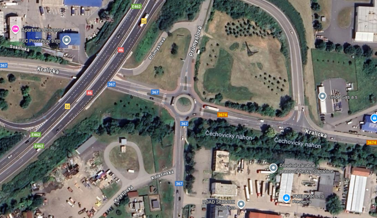 Do průmyslové zóny v Prostějově teď nejezděte. Klíčová okružní křižovatka se kvůli opravě zavře