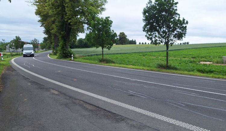 Začíná oprava silnice I/46 u polských hranic, provoz řídí semafory i regulovčíci