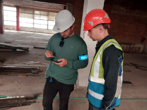 VIDEO: Policisté v minulém týdnu zkontrolovali 300 cizinců, padla i vyhoštění