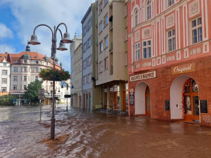 Rok od povodní Krnov investuje do moderního varovného systému