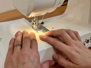 Panenky ušité ve věznici pomohou v Ostravě dětem vypovídat u soudu