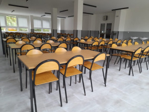 Nový Jičín zmodernizoval školní kuchyni a jídelnu. Mají nový výtah a šetří energie