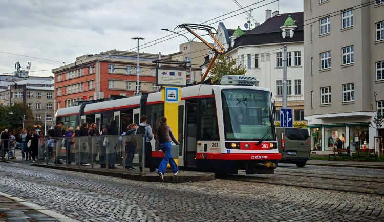 Poslední jízdy na Hané. Olomouc se po čtvrt století rozloučí s tramvajemi Astra
