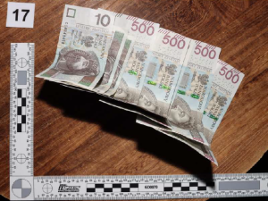 Muži na Karvinsku kšeftovali s padělky cigaret za miliony. Hrozí jim až osm let vězení