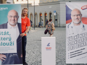 „Strach je nejsilnější zbraní.“ Dokument ukazuje snadnou manipulaci voličů