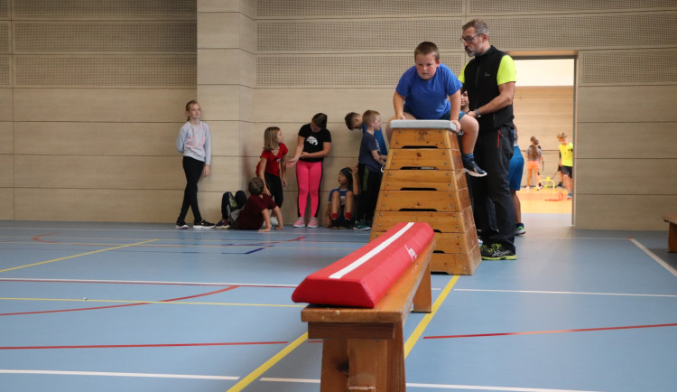 Orlová otevřela nové venkovní sportoviště a dvě modernizované tělocvičny.