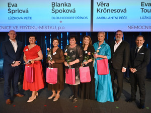 Moravskoslezská Sestra roku: 36 oceněných, nejvíc hlasů získala porodní asistentka