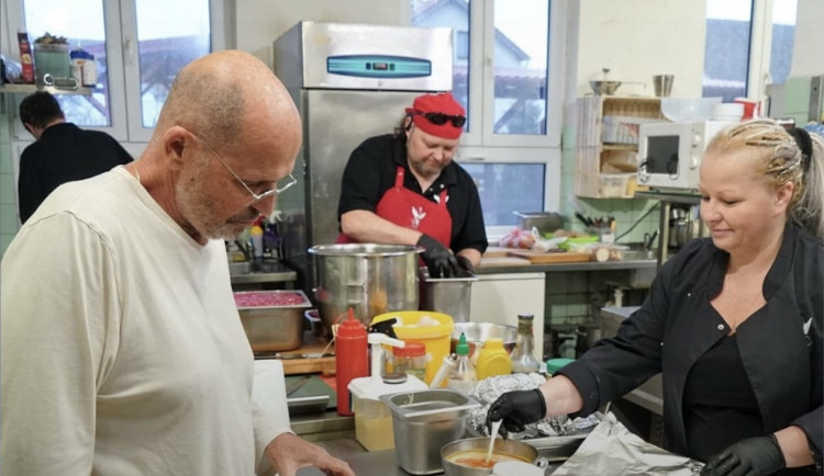 Bordel jak v tanku, řekl Zdeněk Pohlreich. Teď má podnik z Táborska nálepku kvality