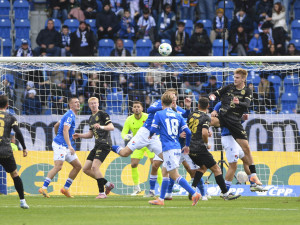 Fotbalistům Ostravy nevyšla premiéra pod Galáskem, Hradci doma podlehli 0:1