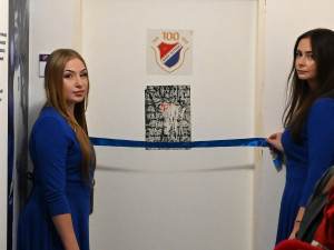 FOTO: Mladí baníkovci mají kabiny se jmény hvězd. Baroš, Jankulovski, Mikloško i Galásek