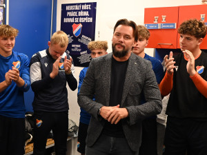 FOTO: Mladí baníkovci mají kabiny se jmény hvězd. Baroš, Jankulovski, Mikloško i Galásek