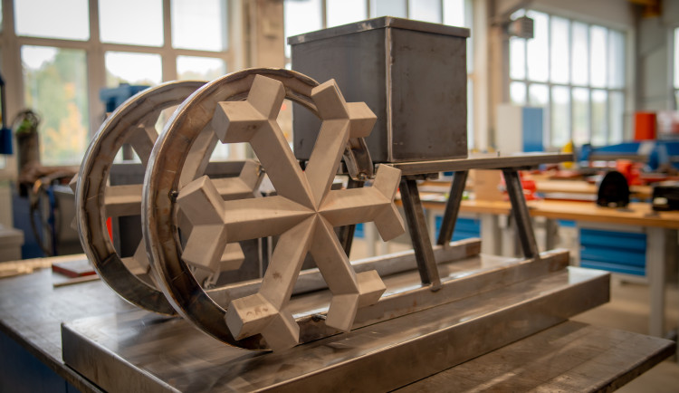 Na náměstí ve Frýdku-Místku budou sáňky. Půjde o pokladničku pro vánoční sbírku. Foto: Se svolením města Frýdek-Místek