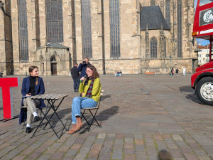 Na nedávném Dni s britskou ambasádou v Plzni měla Bára také debatu s fanoušky Harryho Pottera