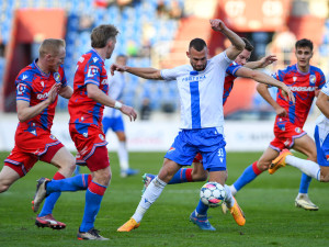 Fotbalisté Plzně porazili Ostravu 2:0 a vyhráli i třetí duel pod trenérem Hyským