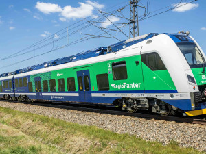 Nové bateriové vlaky budou brázdit kraj díky dotaci 2,6 miliardy korun