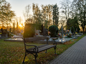 Frýdek-Místek nabízí snadnější cestu k památce zesnulých, spustil hřbitovní aplikaci