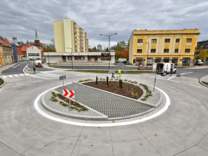V Bohumíně dnes otevřou nový kruháč. Uprostřed se kříží vodovody a vede tudy kanalizace