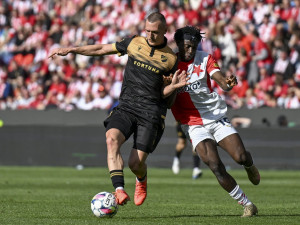 Fotbalisté Slavie porazili Baník 2:0 a v lize po třech zápasech zvítězili