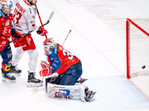 Oceláři poprvé doma nebodovali, podlehli Dynamu