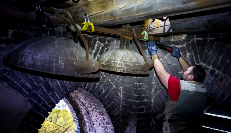 Svatá Ludmila přišla dočasně o hlas, bicí mechanismus totiž renovují