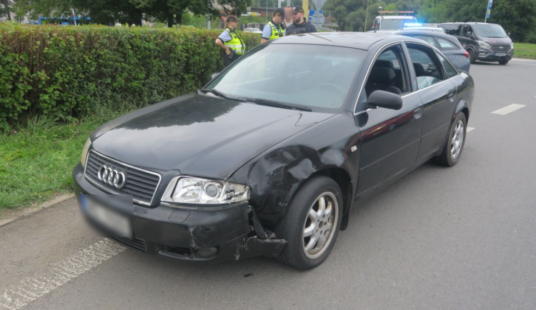 Řidič ujížděl policii rychlostí až 140 km/h. Teď může jít na osm let do vězení