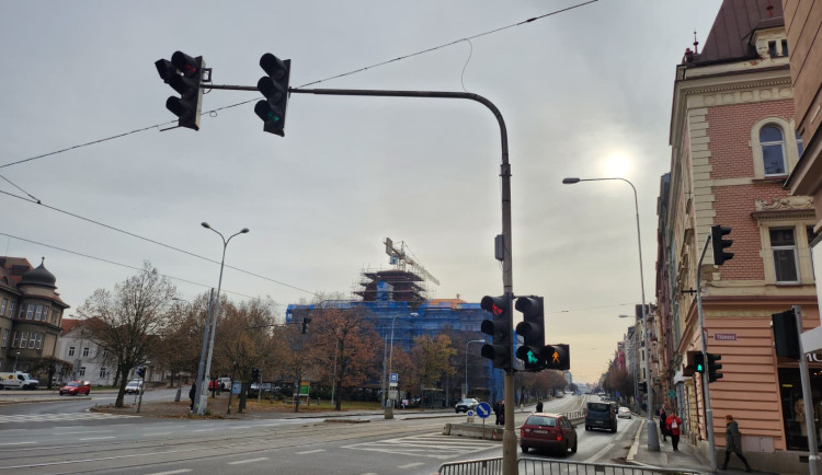 Město vymění semafory na Chodském náměstí, akce vyjde na 6,2 milionu