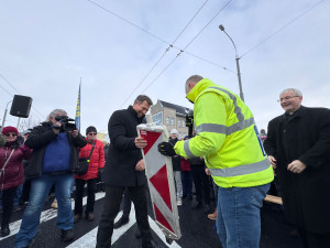V Opavě se otevřel nový most na místě starého, jenž musel být po povodni zbourán