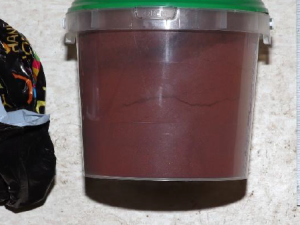 Méně pervitinu v kraji. Kriminálka překazila dlouhodobé obchody trojici dealerů