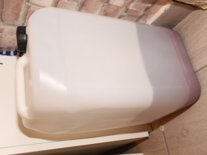 Méně pervitinu v kraji. Kriminálka překazila dlouhodobé obchody trojici dealerů