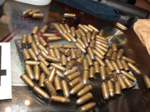 Méně pervitinu v kraji. Kriminálka překazila dlouhodobé obchody trojici dealerů