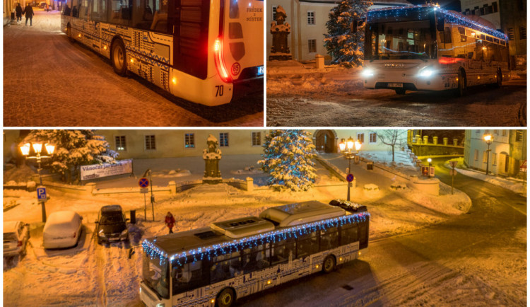 Ulice Frýdku-Místku bude brázdit vánoční autobus. Podívejte se na jízdní řád
