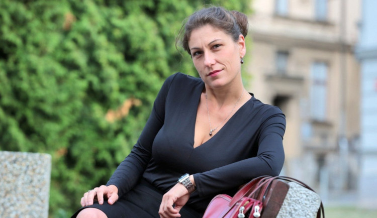 Ministryně Eva Decroix nebude kandidovat do vedení ODS, dá přednost dětem a sobě