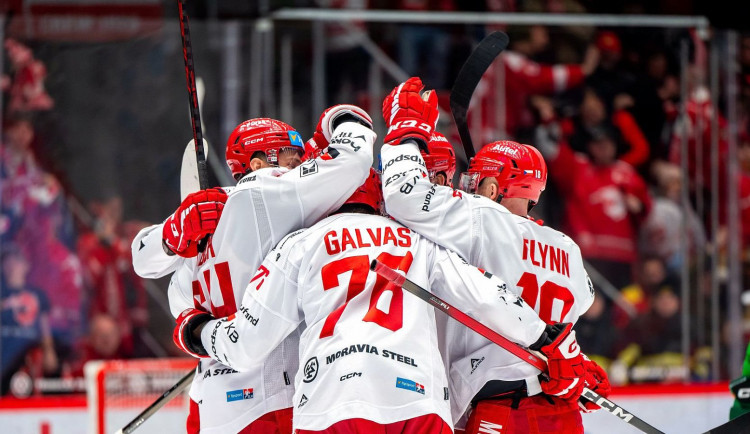 Dobrá práce: Oceláři před reprezentační pauzou doma porazili Mladou Boleslav 5:2. Foto: Se svolením HC Oceláři Třinec