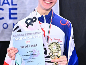 Stříbro, bronz a Top 10. Bohumínští tanečníci ovládli světový šampionát v Itálii