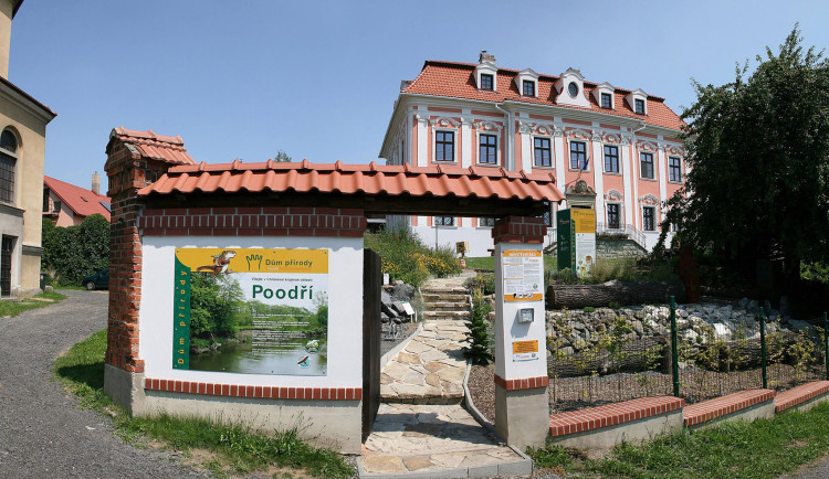 Bartošovická záchranná stanice bude mít rehabilitační zařízení pro velké savce