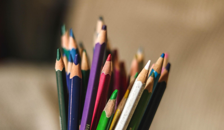 Brňané mohou v lednu pomoci dětem v těžké situaci. Stačí přinést školní potřeby