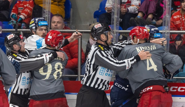 Hradečtí Lvi nenašli recept na libereckého Lukeše a přišli doma o tři body