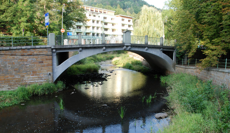 ŘSD chce letos začít s opravou Pražského mostu na silnici I/6 v Karlových Varech