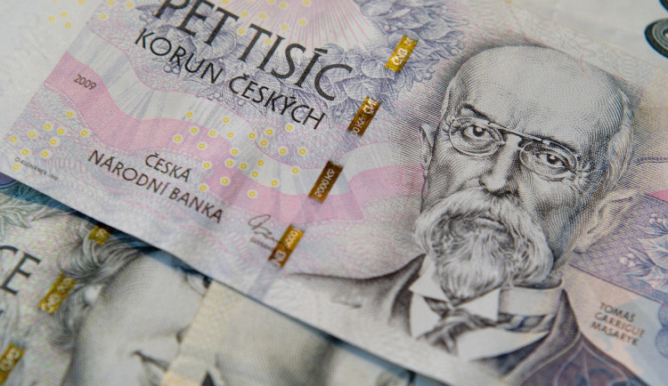 Nákup ho vyšel draho. Muž nechal tašku plnou peněz v kabince brněnské Vaňkovky