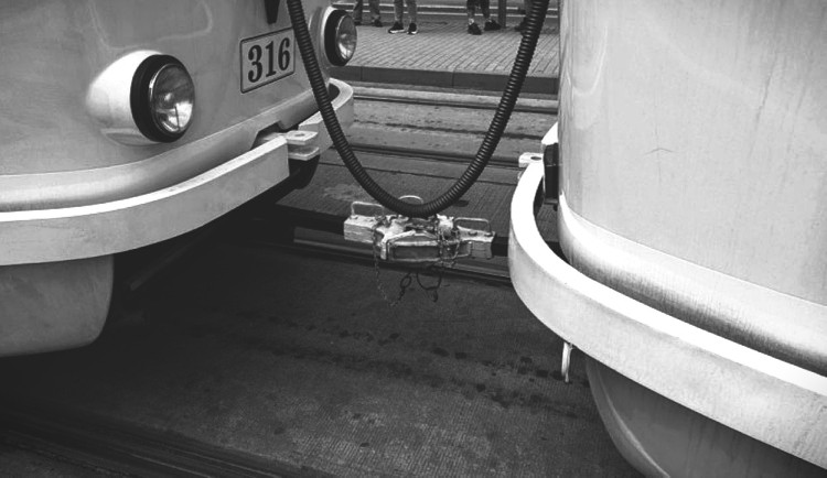 Tramvaj vláčela mladíka více než kilometr. Řidička za jeho smrt dostala podmínku