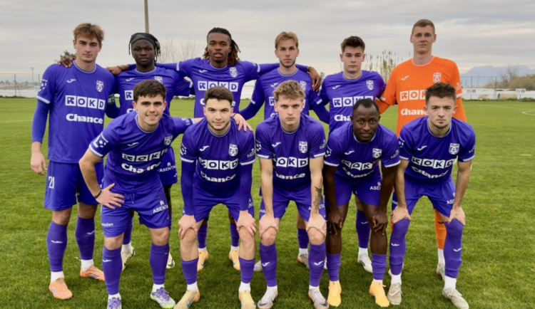 Karvinští nasypali maďarskému prvoligistovi pět gólů.