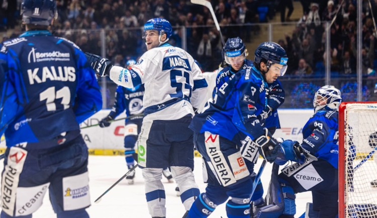 Kladno deklasovalo Vítkovice 8:1, hattrick a čtyři body si připsal Robins.